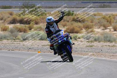 media/Sep-25-2023-Moto Forza (Mon) [[81ffa65e0a]]/B-C Group/Session 3 (Turn 16)/